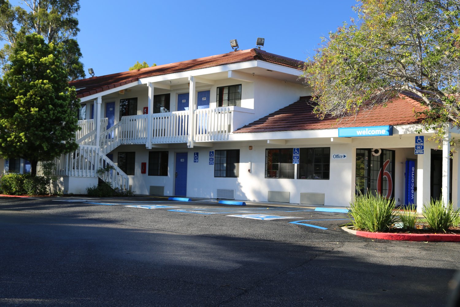 Guides - San Luis Obispo, CA - Lodging, Hotels - Dave's Travel Corner