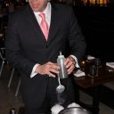 Mixing-drinks-tableside-at-Eikos-Restaurant