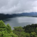 Lush-green-surounding-beautiful-lake-Bali