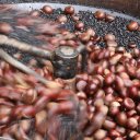 Roasting-nuts-Chinatown