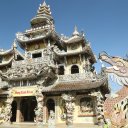 dalat-vietnam-temples-waterfall-crazy-house-34