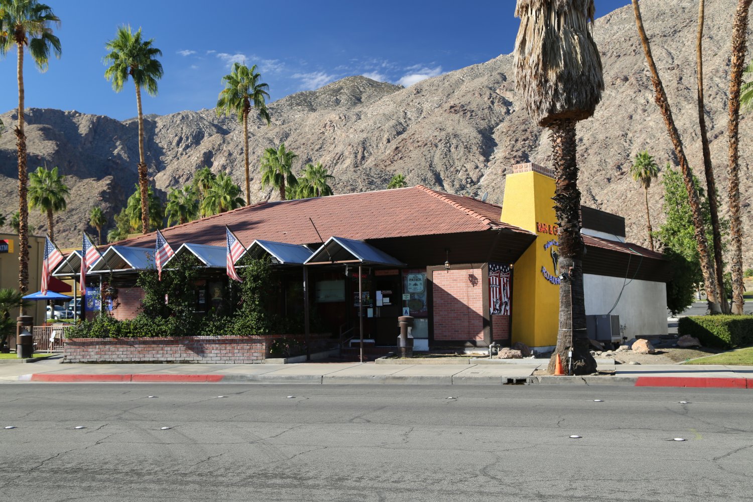 Guides Palm Springs, CA Restaurants Dave's Travel Corner