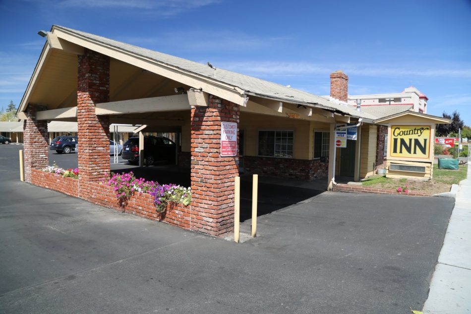 Guides - Santa Rosa, CA - Hotels - Dave's Travel Corner