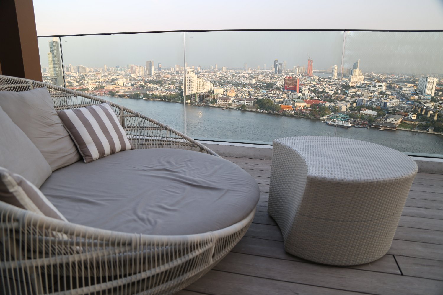 bangkok-rooftop-view