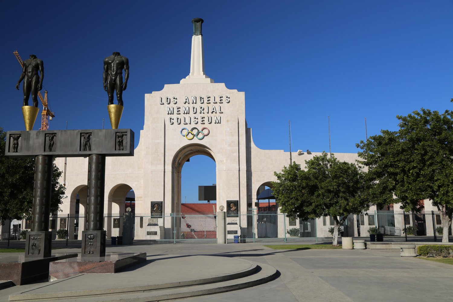 Guides Los Angeles, CA Exposition Park Dave's Travel Corner