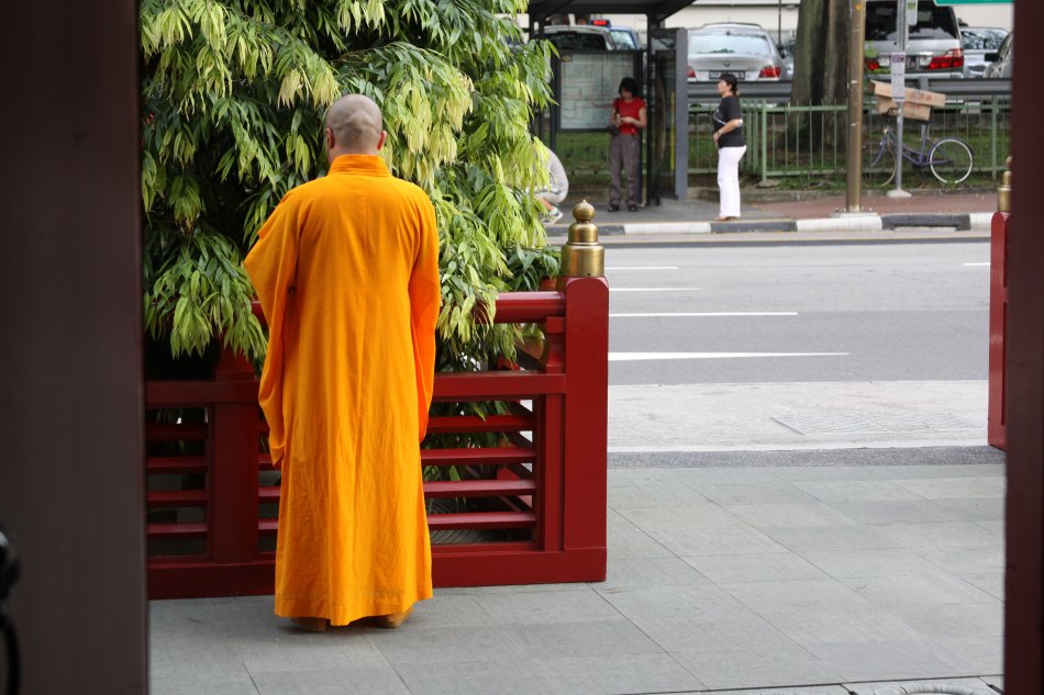 singapore-monk