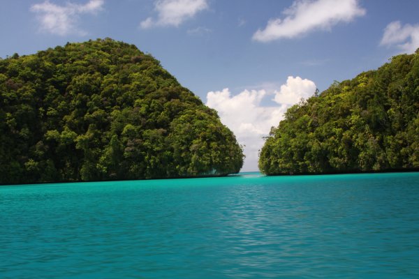 Boating in the Rock Islands