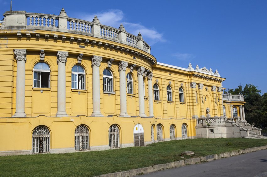 szechenyi-baths-budapest