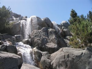 Disneyland-Waterfall