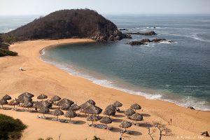 Secrets-Resort-Beach-Huatulco-Mexico-Michelle-Yam-Photography