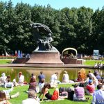 Warsaw-Fryderyk-Chopin-Monument-Tomasz-Nowak