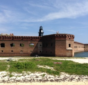 Tortugas Lighthouse Far 2