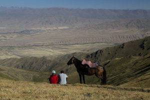 kyrgyzstan-trekking-village (1)
