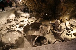 areni-1-winery-cave-armenia (5)