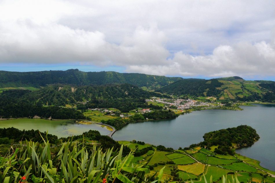 azores-mountains