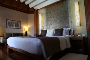 water-villa-bed-baros