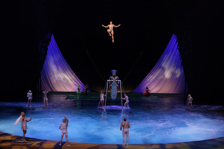 Cirque du Soleil's "O" A Wondrous Water World Dave's Travel Corner