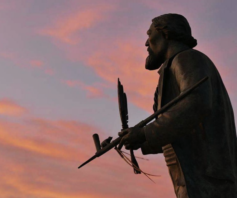 Hemingway Statue in petoskey