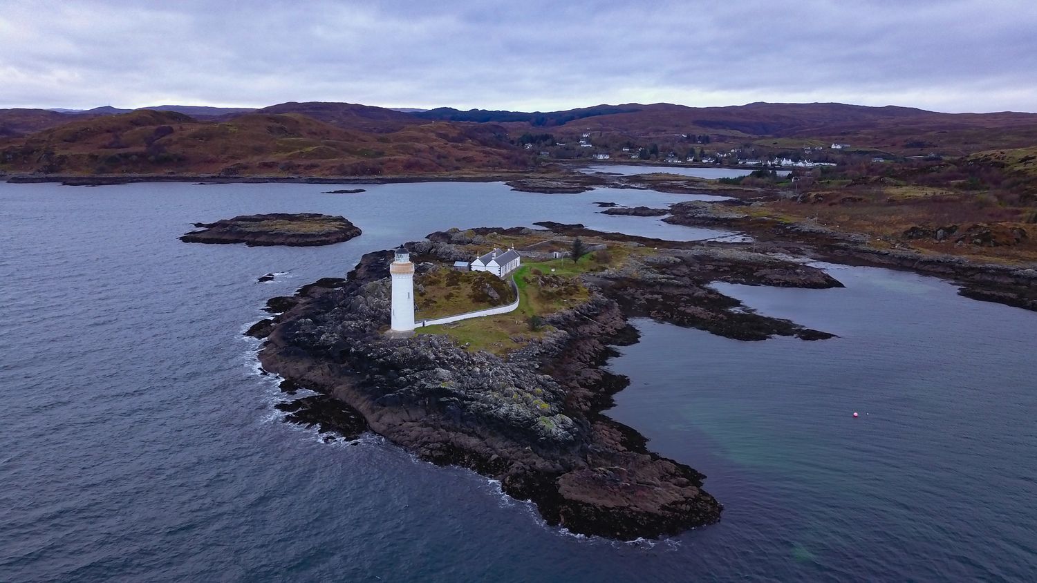 Eillean Sionnach Lighthouse Cottage