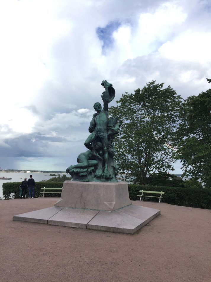 Observatory Hill sculpture / The Shipwrecked
